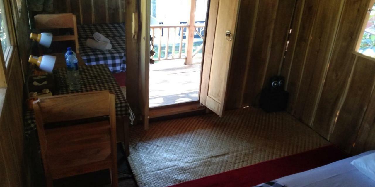 Esa Di Kubu Homestay Singaraja Extérieur photo